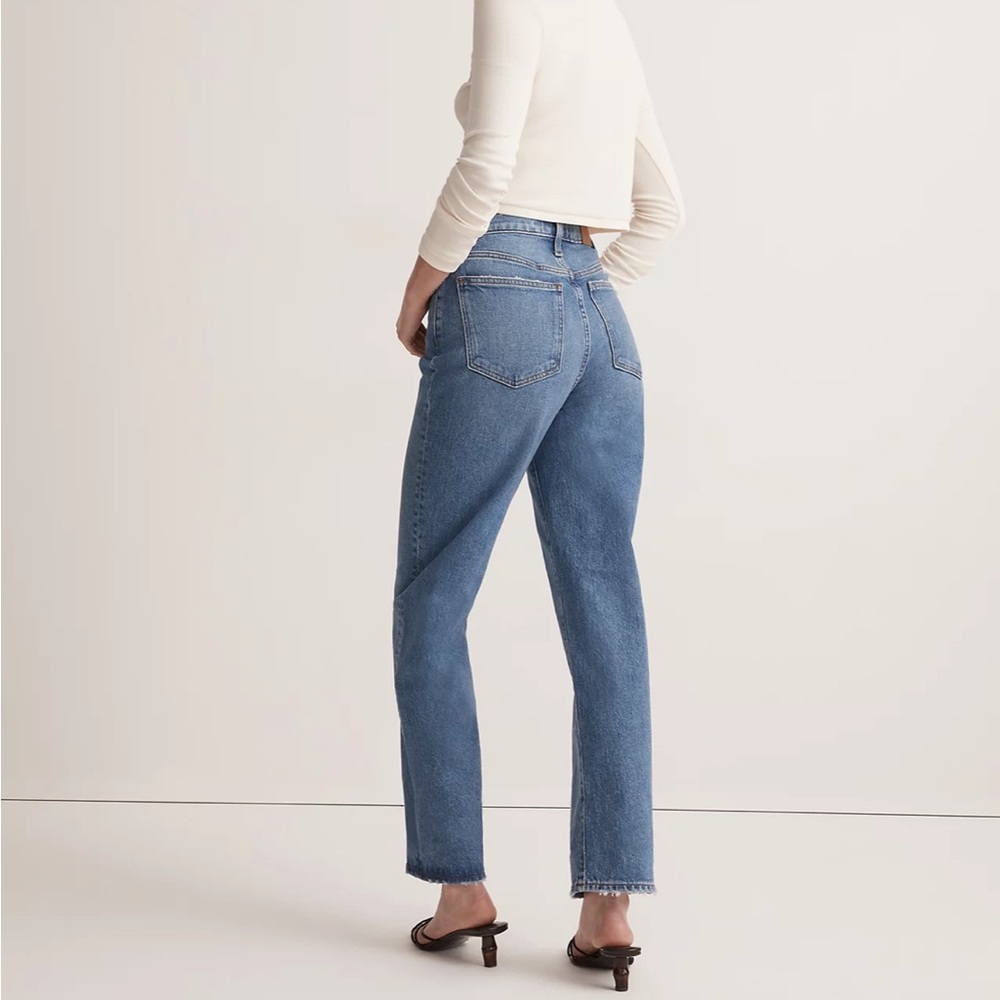 Madewell • The Perfect Vintage Straight Jean in Earlwood Wash